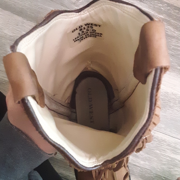 Girls size 13.5 fringe cowboy boots brown - Picture 6 of 6